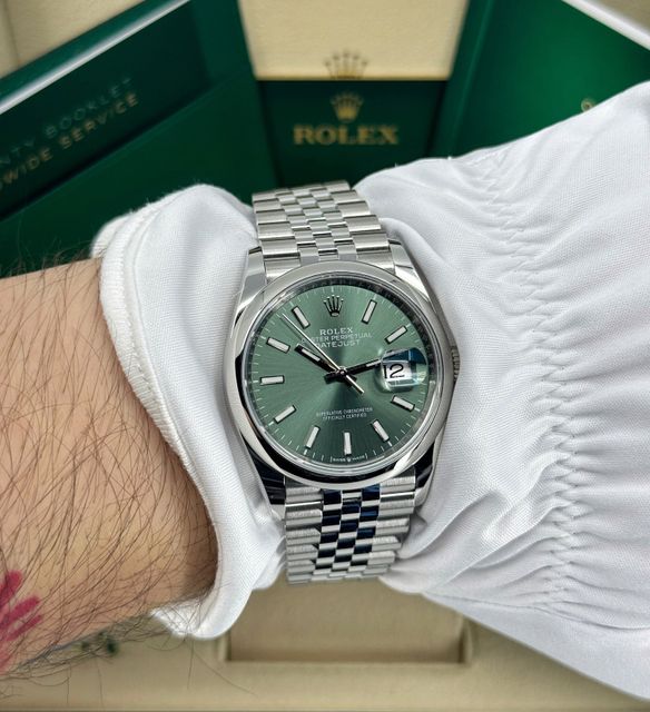 Rolex Datejust 126200 Image 5